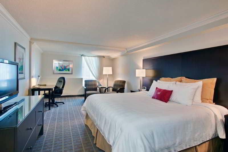 Crowne Plaza Toronto Airport By Ihg Hotel Ngoại thất bức ảnh