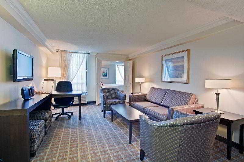 Crowne Plaza Toronto Airport By Ihg Hotel Ngoại thất bức ảnh