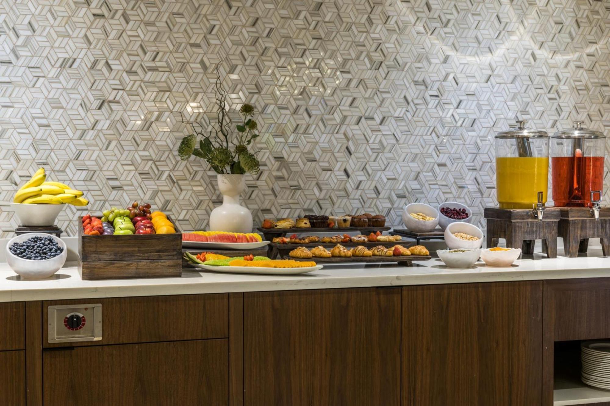 Crowne Plaza Toronto Airport By Ihg Hotel Ngoại thất bức ảnh
