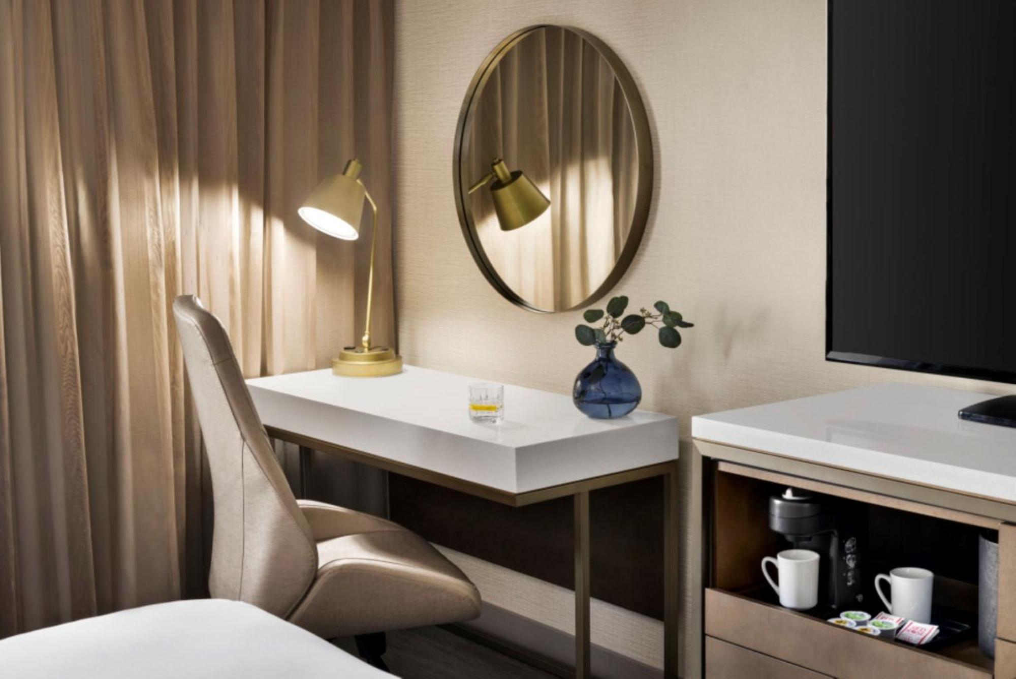 Crowne Plaza Toronto Airport By Ihg Hotel Ngoại thất bức ảnh