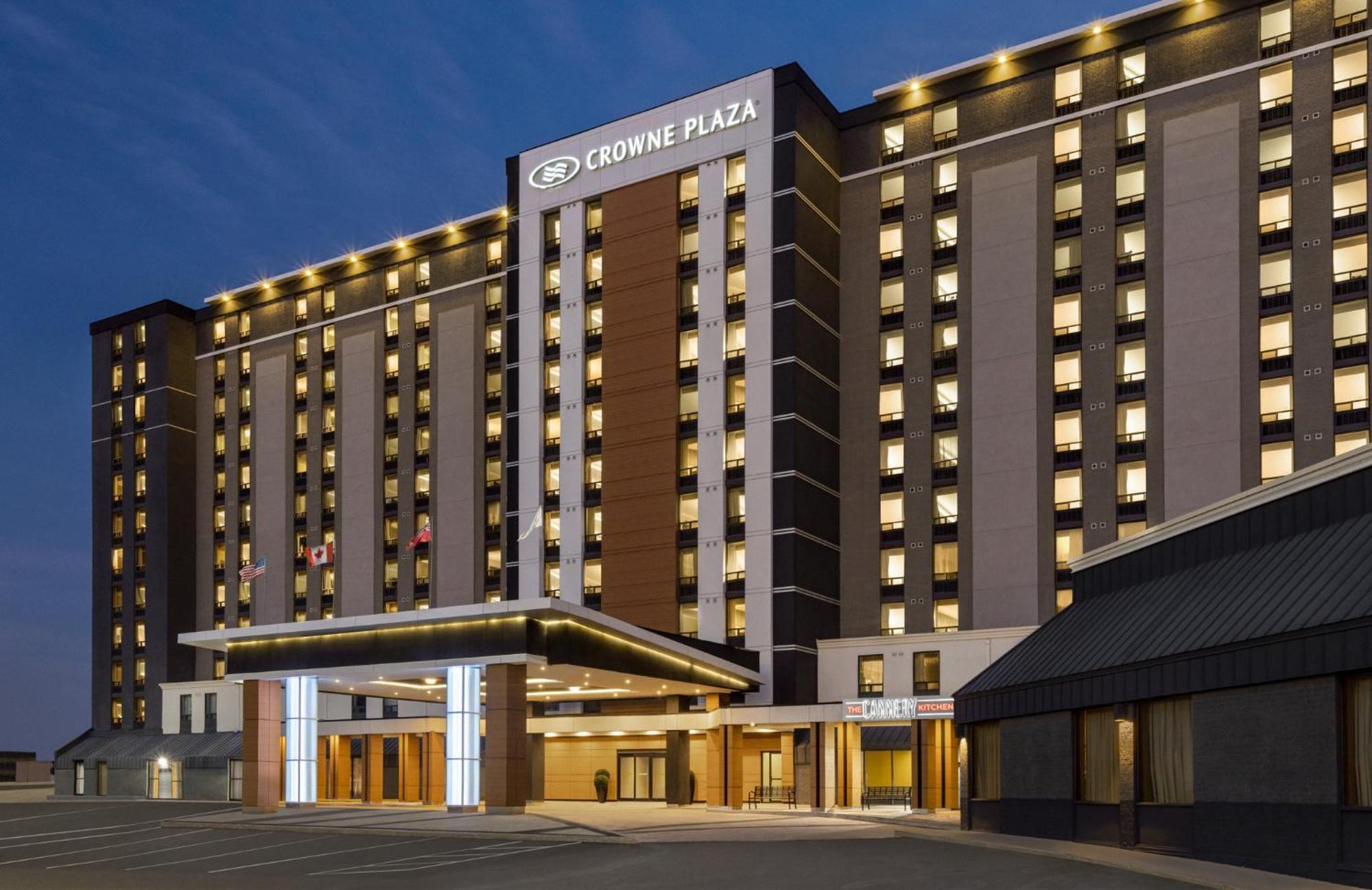 Crowne Plaza Toronto Airport By Ihg Hotel Ngoại thất bức ảnh