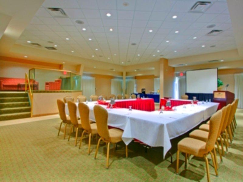 Crowne Plaza Toronto Airport By Ihg Hotel Ngoại thất bức ảnh